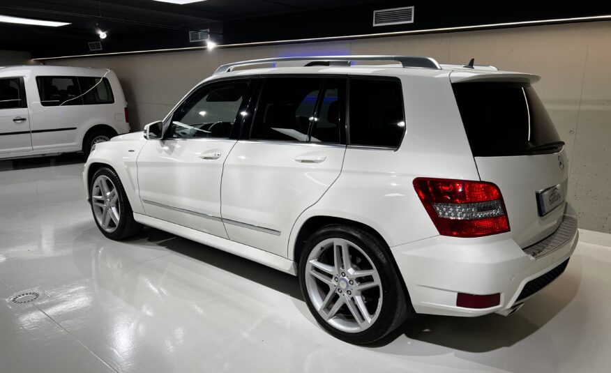 MERCEDES-BENZ Clase GLK 220 BlueTEC Sportive AMG Estate 5p.