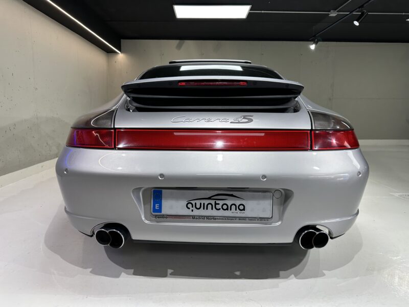 PORSCHE 911 996 Carrera 4S Coupé 3.6