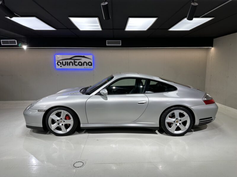 PORSCHE 911 996 Carrera 4S Coupé 3.6