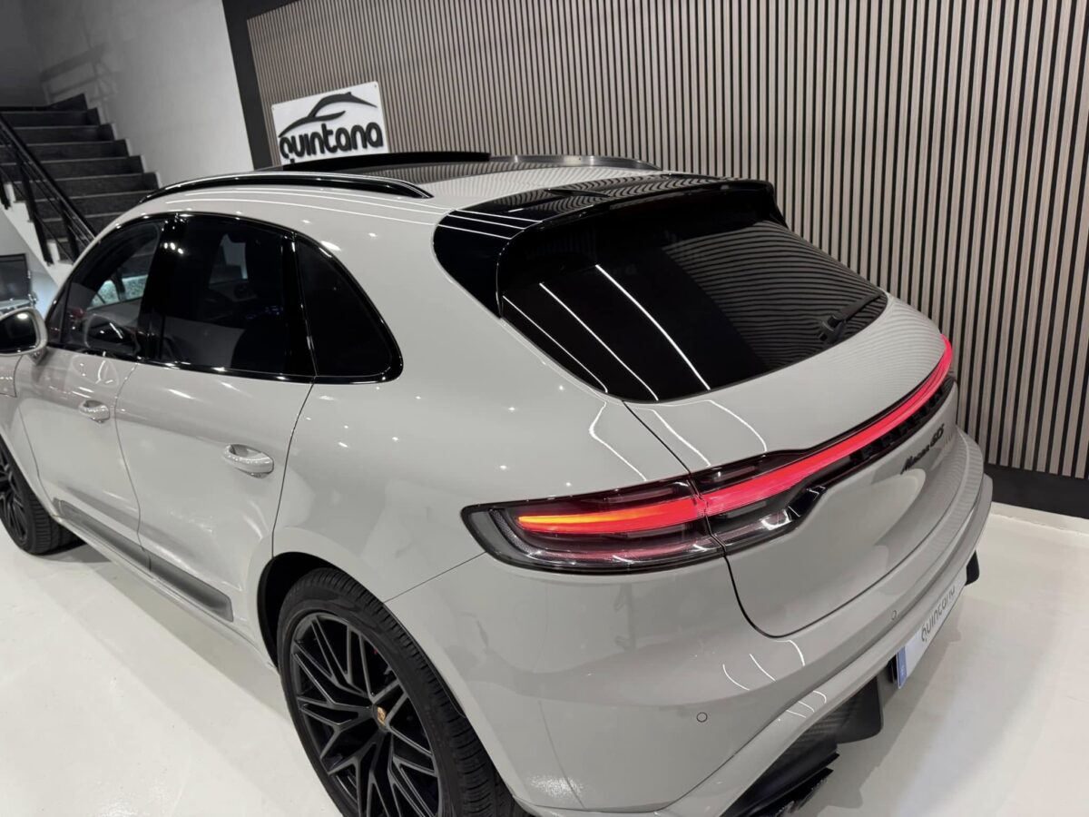 PORSCHE Macan GTS