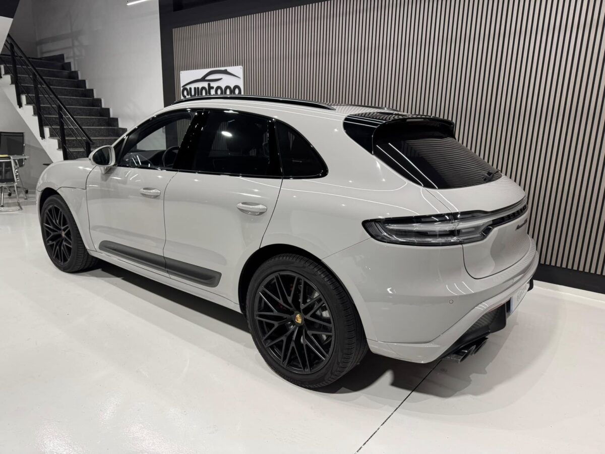 PORSCHE Macan GTS