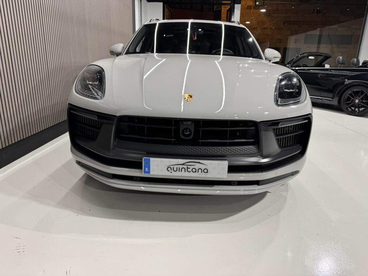 PORSCHE Macan GTS