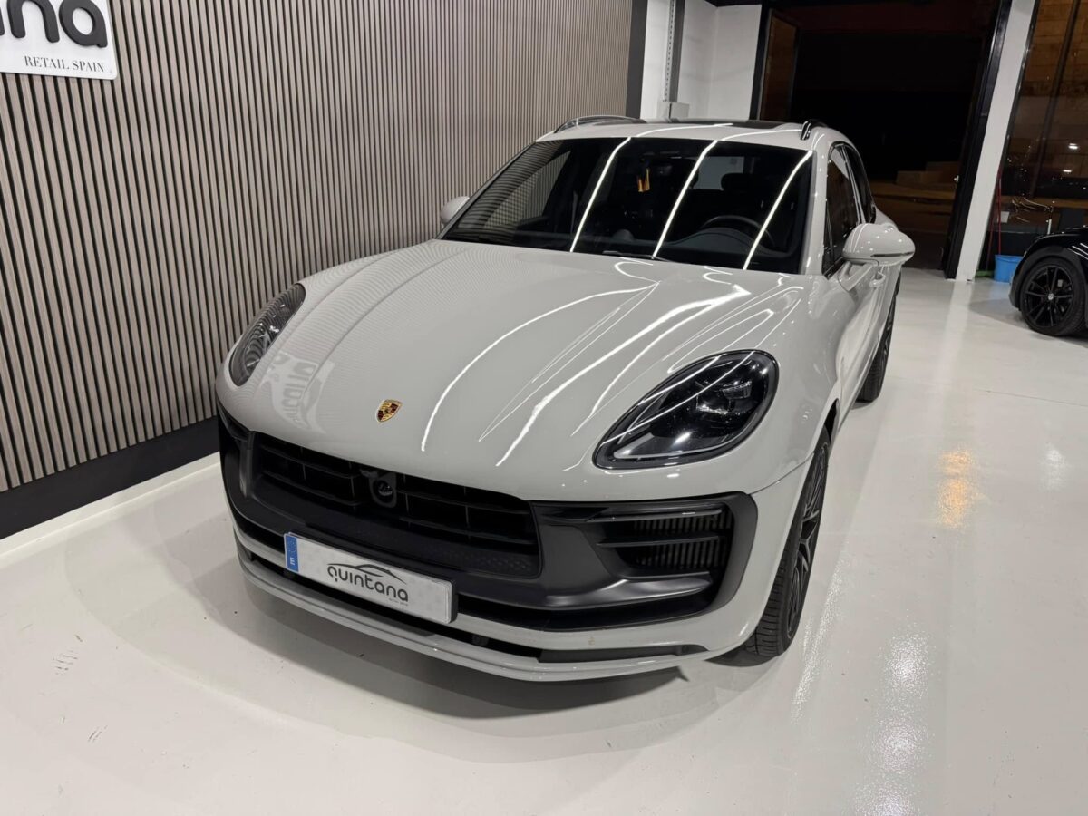 PORSCHE Macan GTS