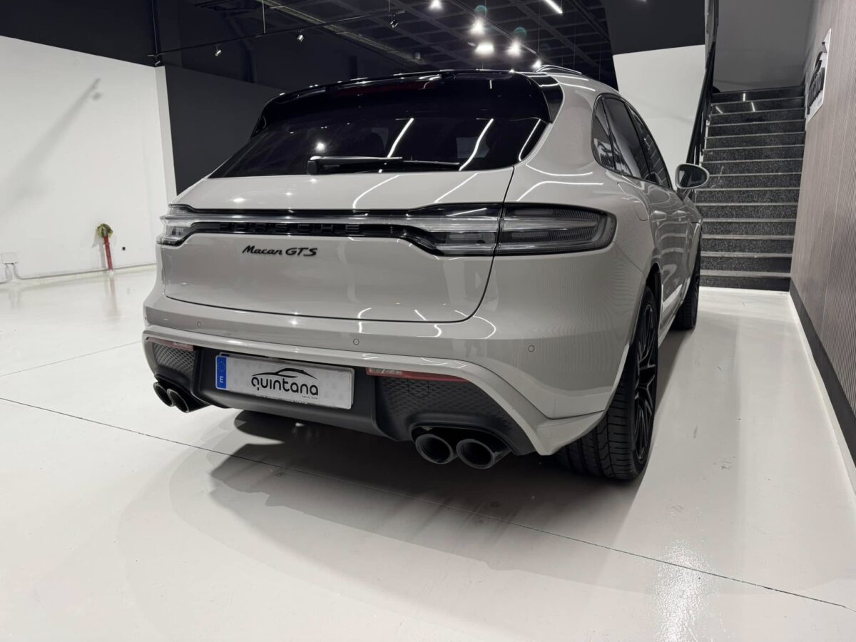 PORSCHE Macan GTS