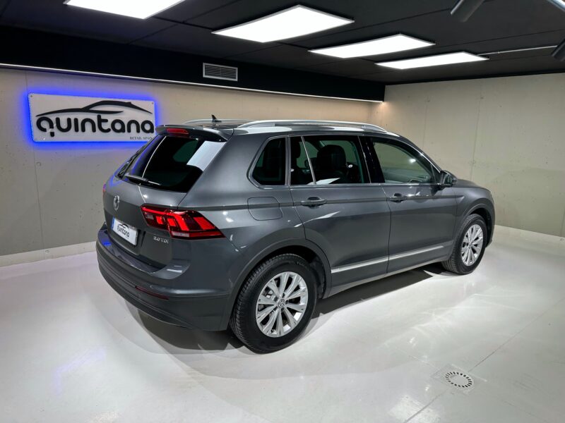 VOLKSWAGEN Tiguan 2.0TDI Advance 5p