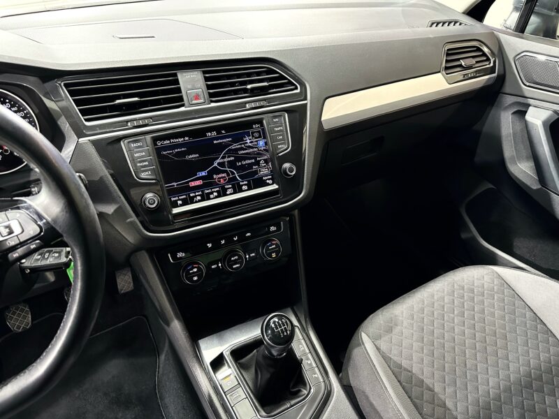 VOLKSWAGEN Tiguan 2.0TDI Advance 5p