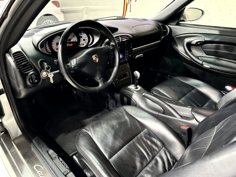PORSCHE 911 996 Carrera 4S Coupé 3.6