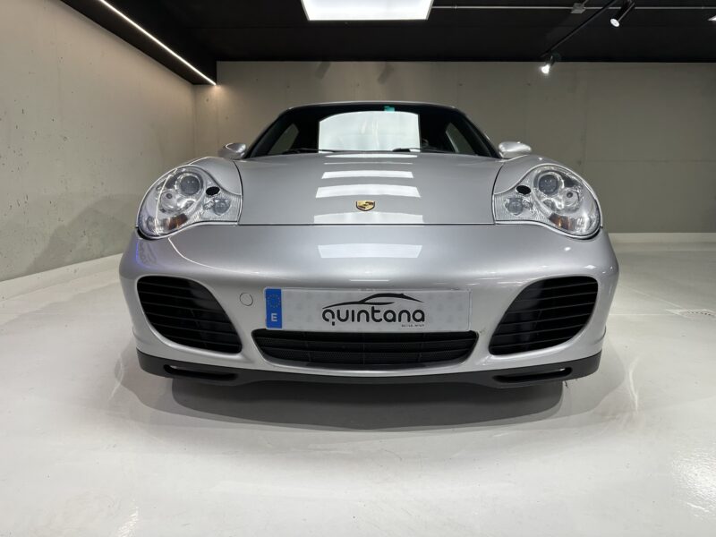 PORSCHE 911 996 Carrera 4S Coupé 3.6