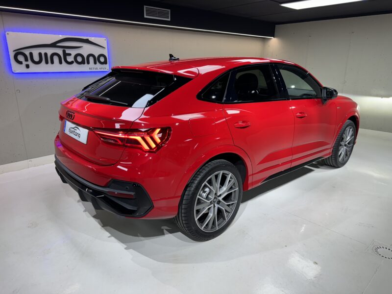 AUDI Q3 Sportback 35 TDI Black Line 5p S tronic 7