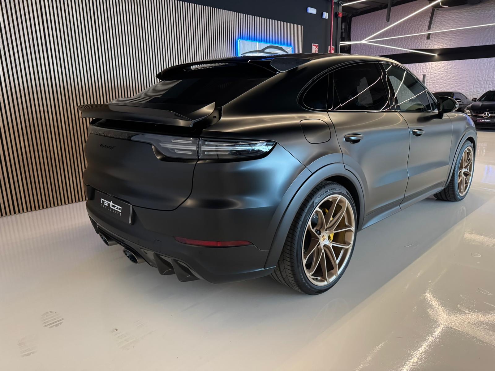 PORSCHE Cayenne Coupé Turbo GT
