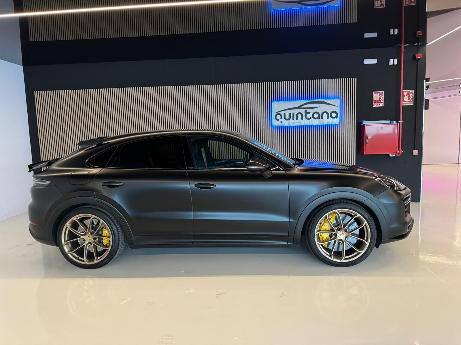 PORSCHE Cayenne Coupé Turbo GT