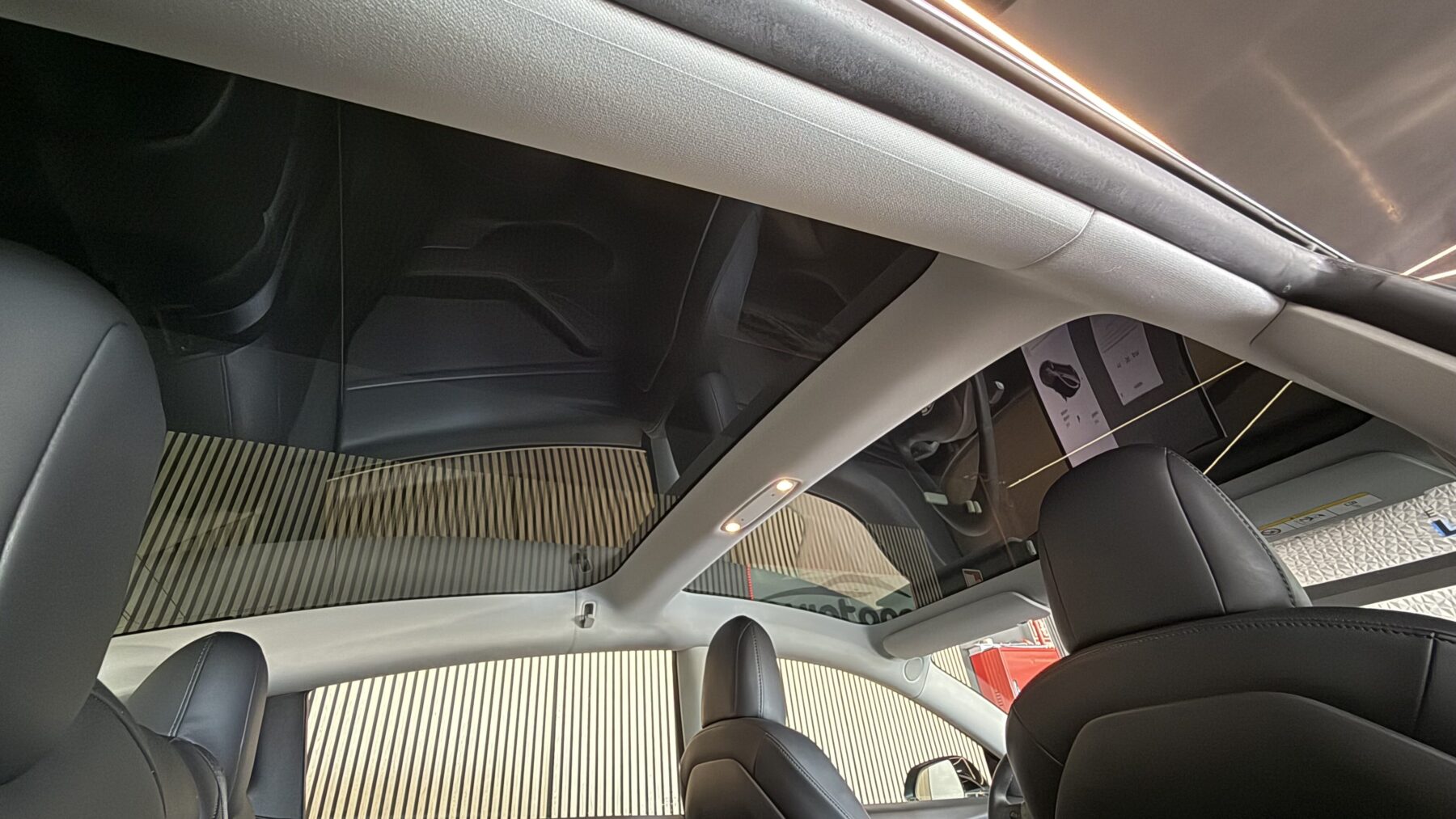 TESLA MODEL 3 LONG RANGE  AWD